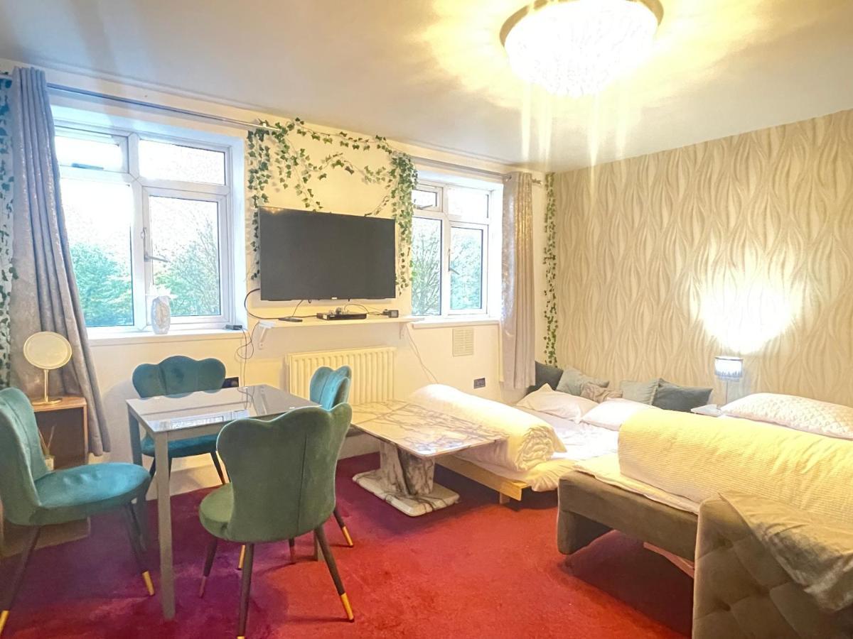 Room With Shared Kitchen لندن المظهر الخارجي الصورة